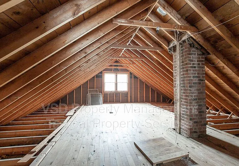 19268 Stafford Ave — Photo 26
