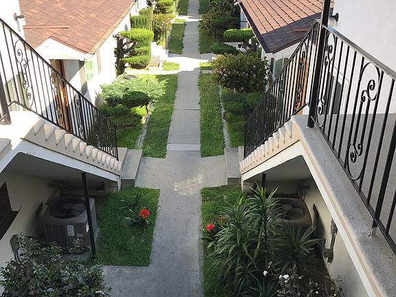 5th image of 224 W Olive St APT 16