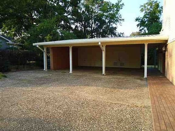 2nd image of 325 McNee Dr