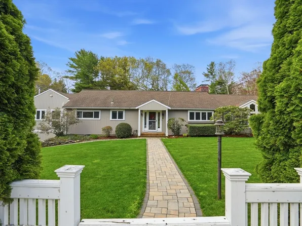 180 Chestnut St, Duxbury, MA 02332
