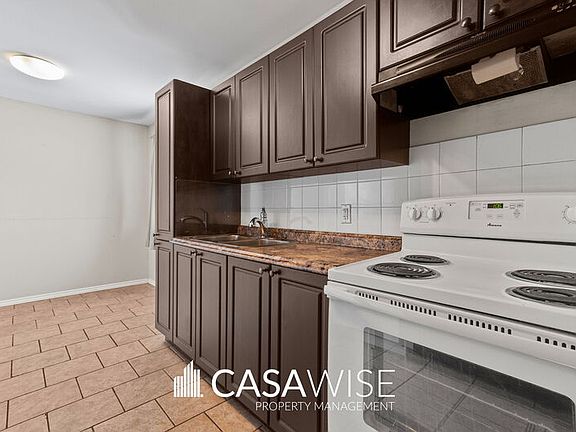3rd image of 10434 164th St NW