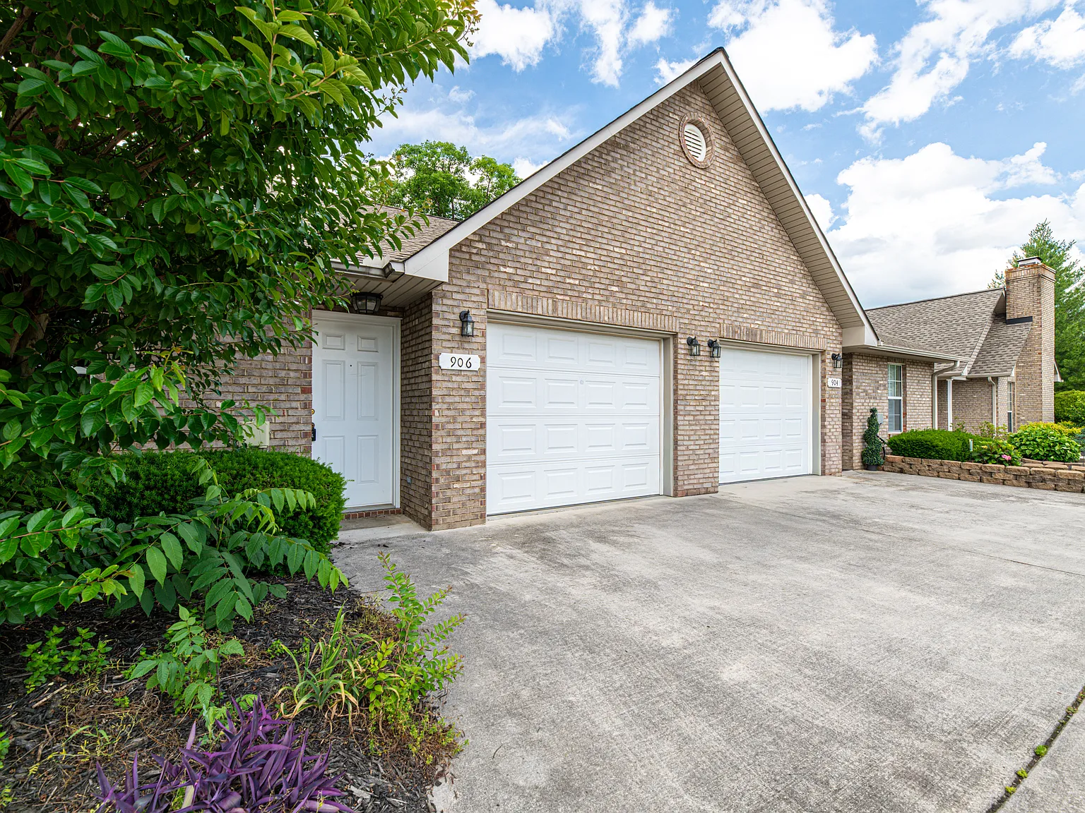Mercer Drive - 906 - 1 — Photo 3
