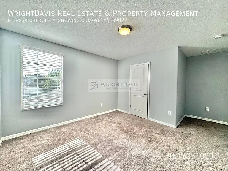 6533 Trent Creek Dr — Photo 32