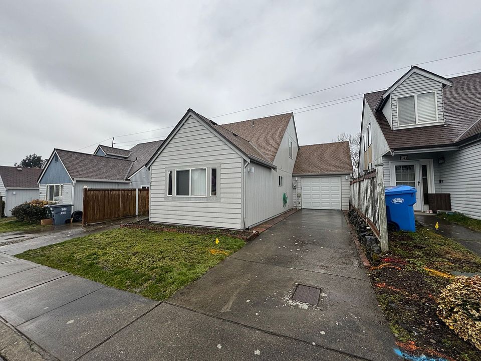 1st image of 137 99th Street Ct E