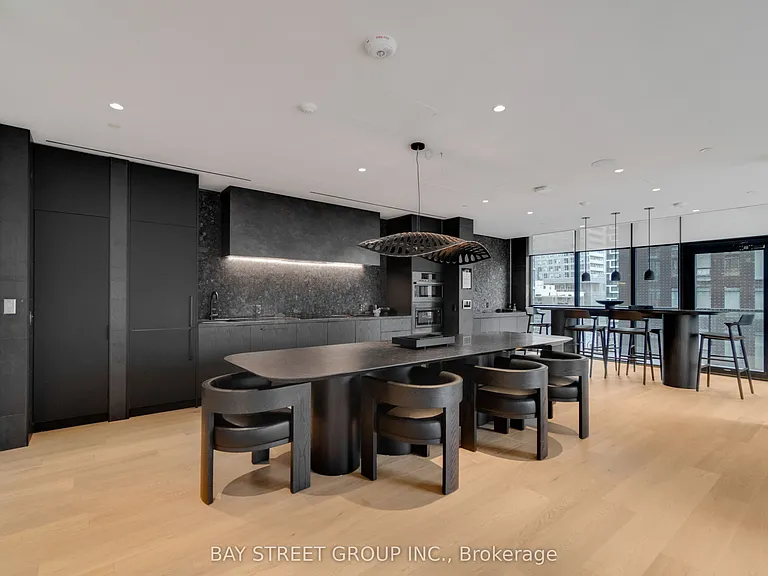 110 Broadway Ave #1813S — Photo 33