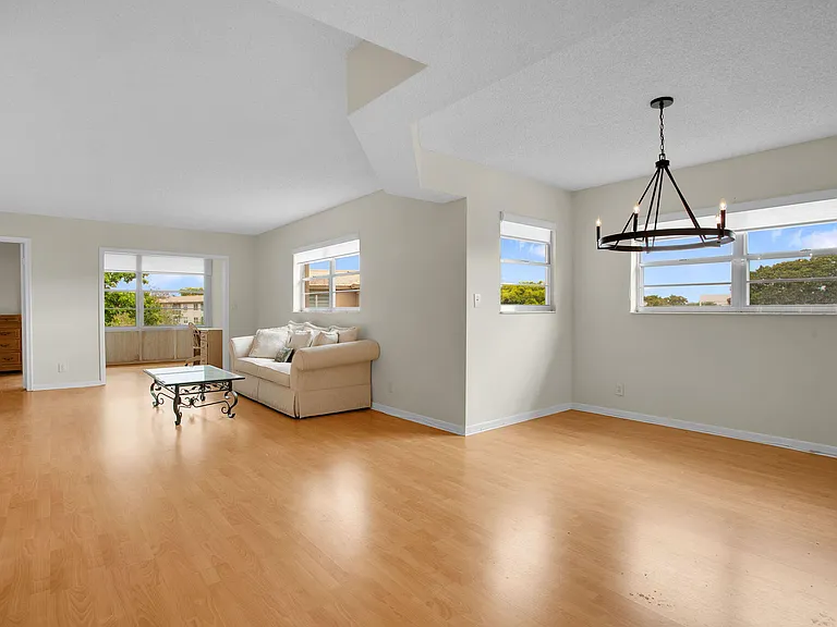 1605 Abaco Dr #M4 — Photo 12