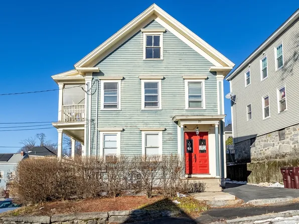 20 8th St, Lowell, MA 01850