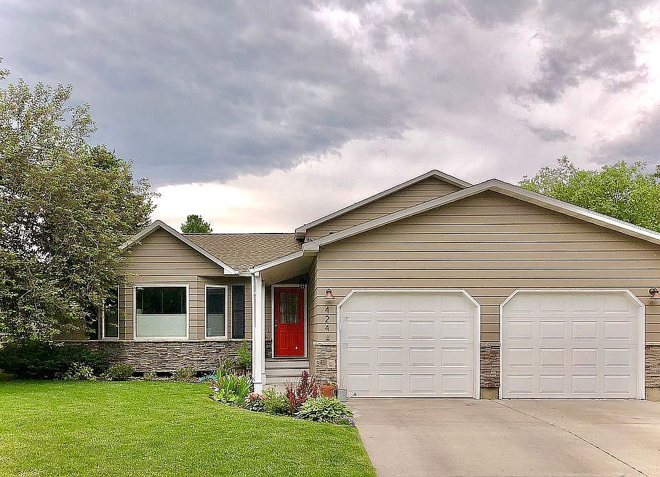 1st image of 424 Westridge Dr