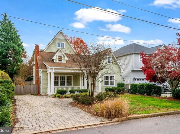 3 Chester Ave, Annapolis, MD 21403