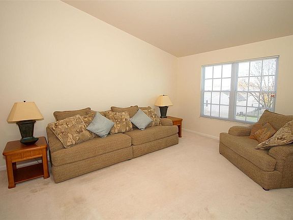 Open and bright living room.