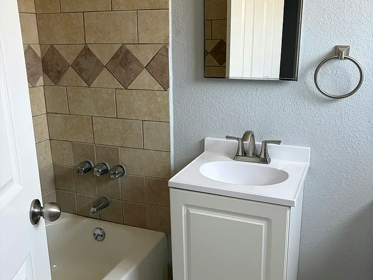 5943 Limonite Ave #D — Photo 20