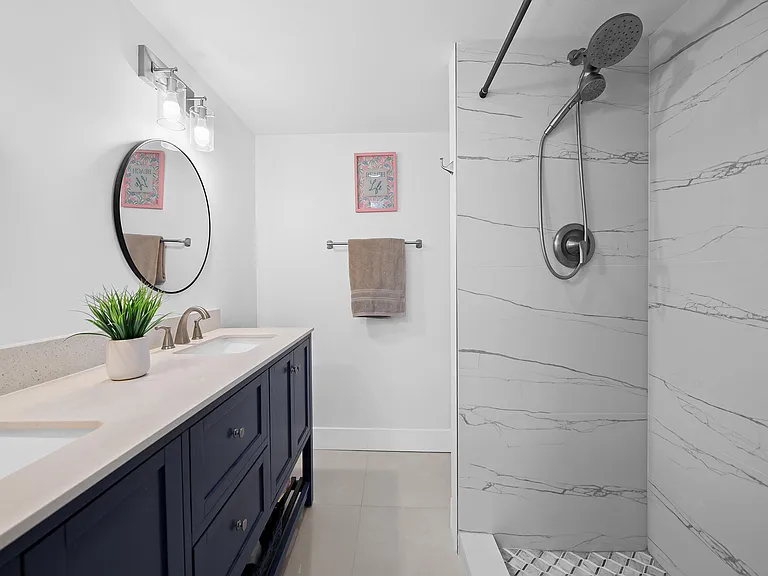 2200 NE 33rd Ave #2D — Photo 14