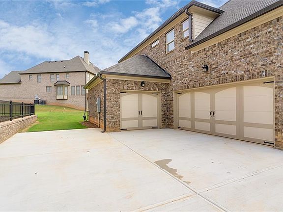5th image of 2424 Retreat Point Pkwy