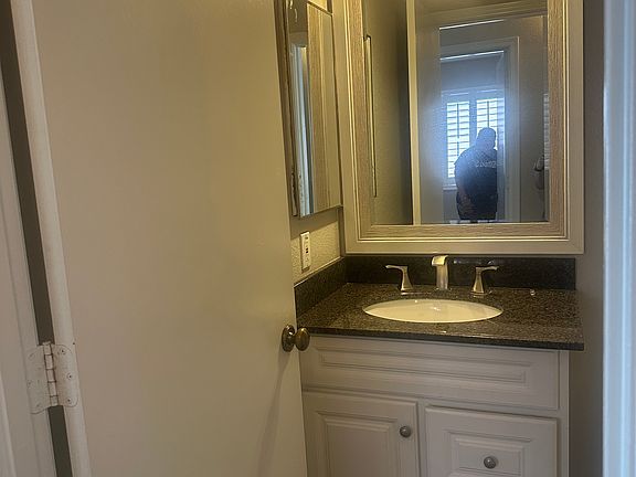 5th image of 4116 W Palmaire Dr