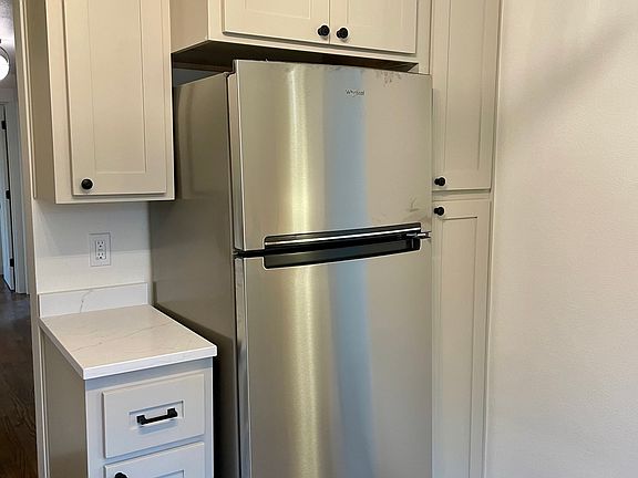 Kitchen 3 of 3