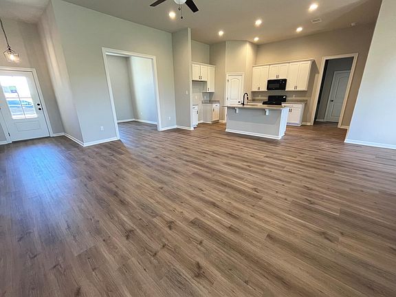 2nd image of 196 Pond Dr
