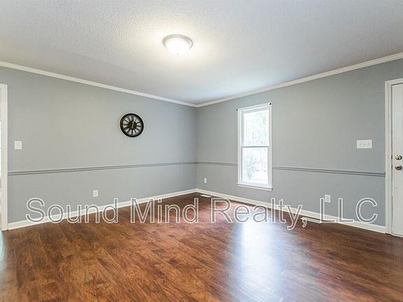 3rd image of 4721 Plum Blossum Dr
