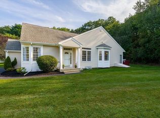 17 Eagle Dr UNIT 17, Shrewsbury, MA 01545