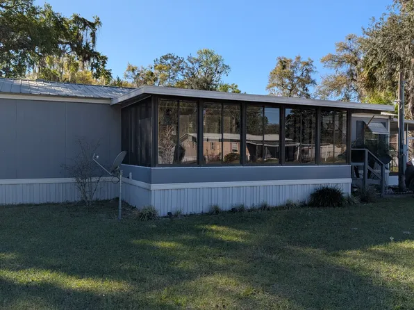 111 White Oaks Trl, Satsuma, FL 32189