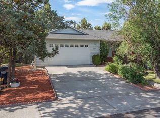 2368 NE Wells Acres Rd, Bend, OR 97701