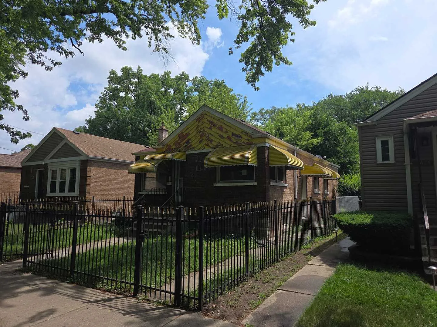 12423 S Perry Ave photo 1