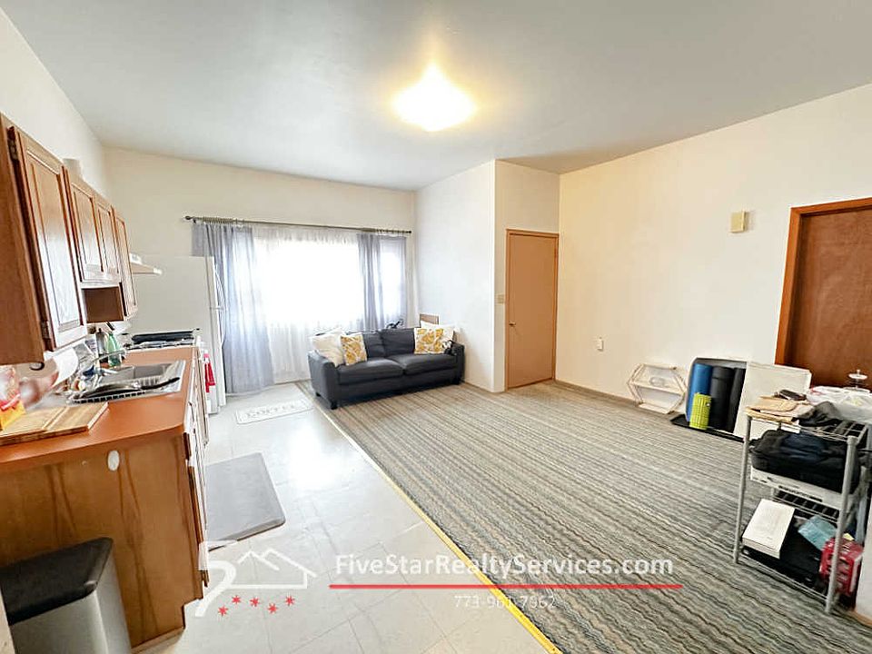 1st image of 3037 N Gresham Ave #1F