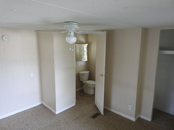 2nd image of 1345 Barefoot Cir #2