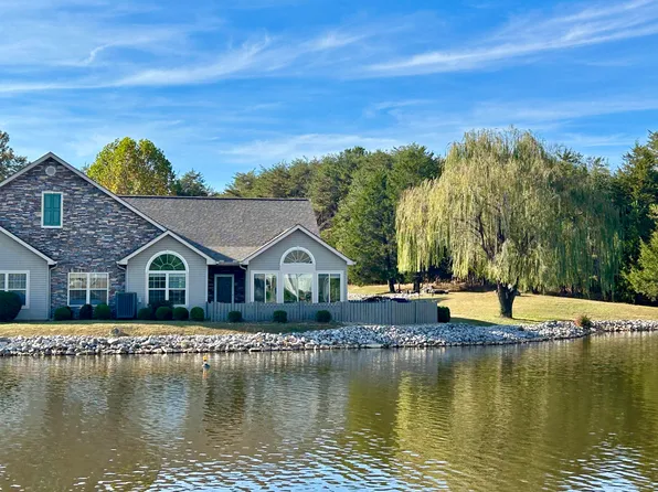 433 Deer Lake Pl, Bronston, KY 42518