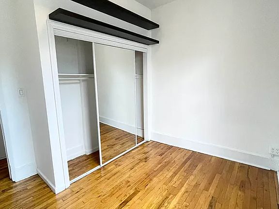 4th image of 172 Waverly Pl APT 4b