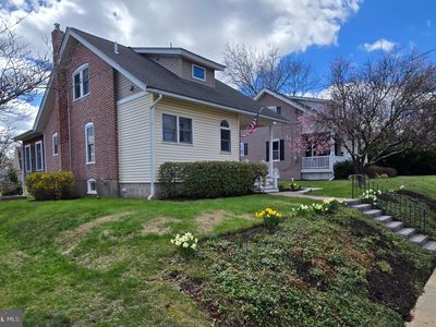 325 S 5th St, Perkasie, PA, 18944