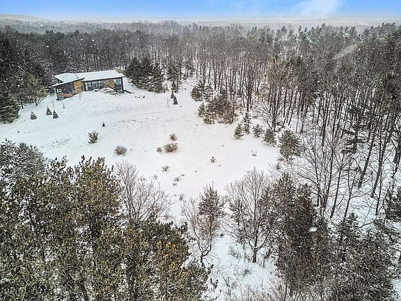 5th image of 17210 Beachview Dr