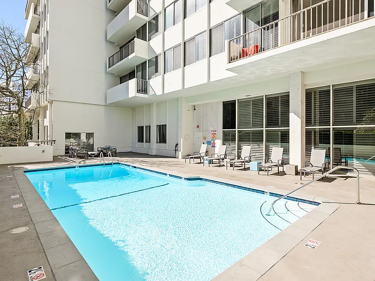 10433 Wilshire Blvd #1001 — Photo 18