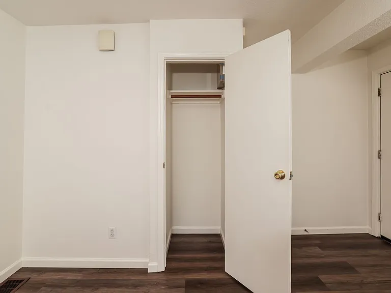5851 Vallejo St #B — Photo 18