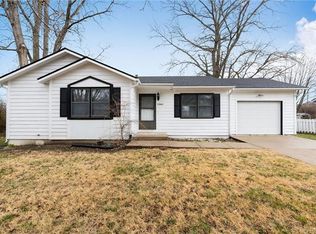 33605 W 88th St, De Soto, KS 66018