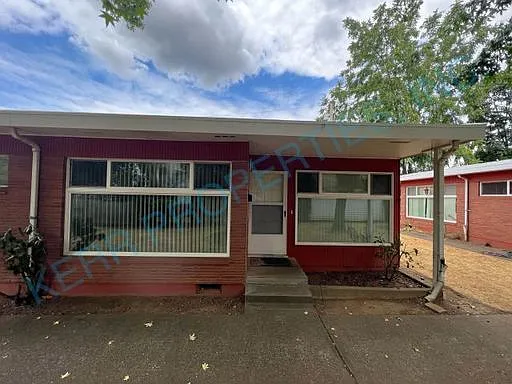 3824 SE 51st Ave