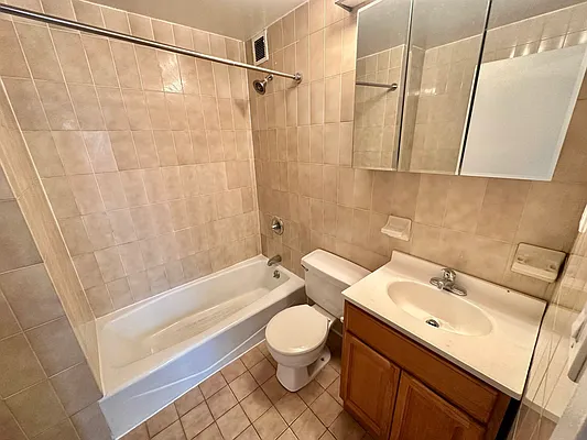 Rented by J PRESTON AND ASSOCIATES INC | media 16