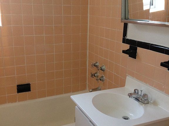 5th image of 72-61 113th St #43