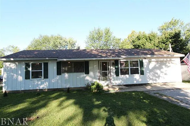 1212 Dogwood Ln photo 1