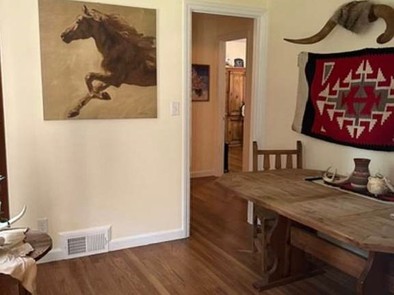 4th image of 157 Charles St