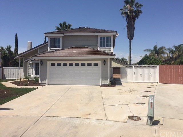 1st image of 14077 Maxine Ct