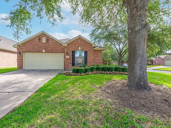 2nd image of 5331 Valley Bluff Ln