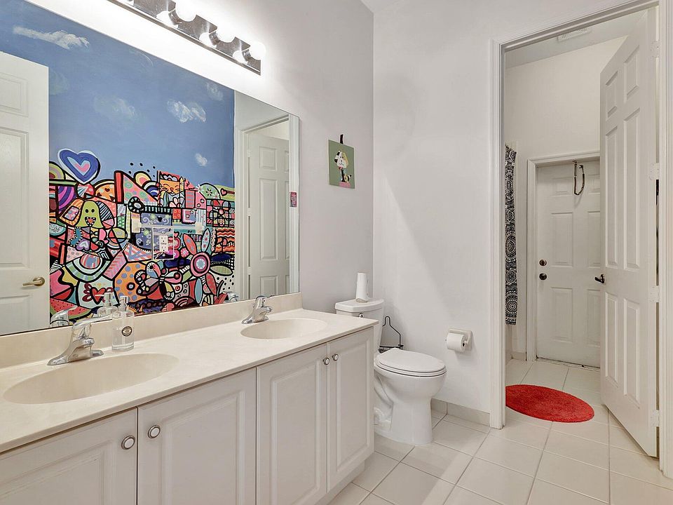 1st image of 9883 Savannah Estates Drive