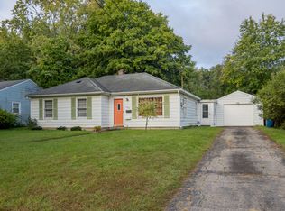 4224 Pembrook St, Kalamazoo, MI 49008