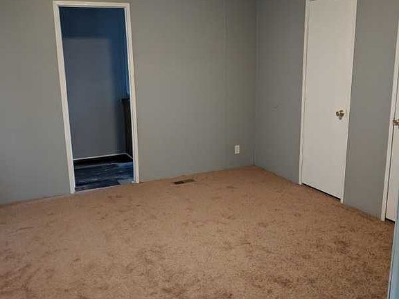 4th image of 8170 Mustang Dr