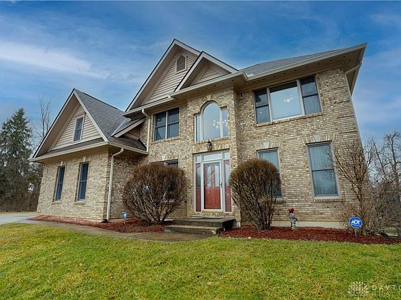3rd image of 2442 Greystone Ln