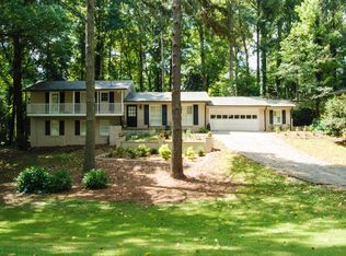 70 Bonnie Ln, Sandy Springs, GA 30328