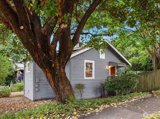 9559 College Way N, Seattle, WA 98103