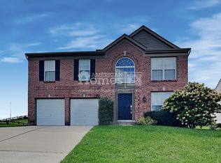 1965 Silverleaf Dr, Hebron, KY 41048