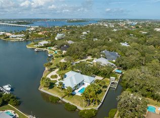1411 E Camino Del Rio, Vero Beach, FL 32963
