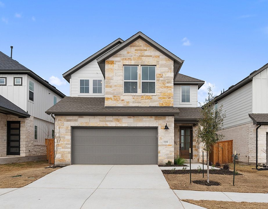 Exterior Style D